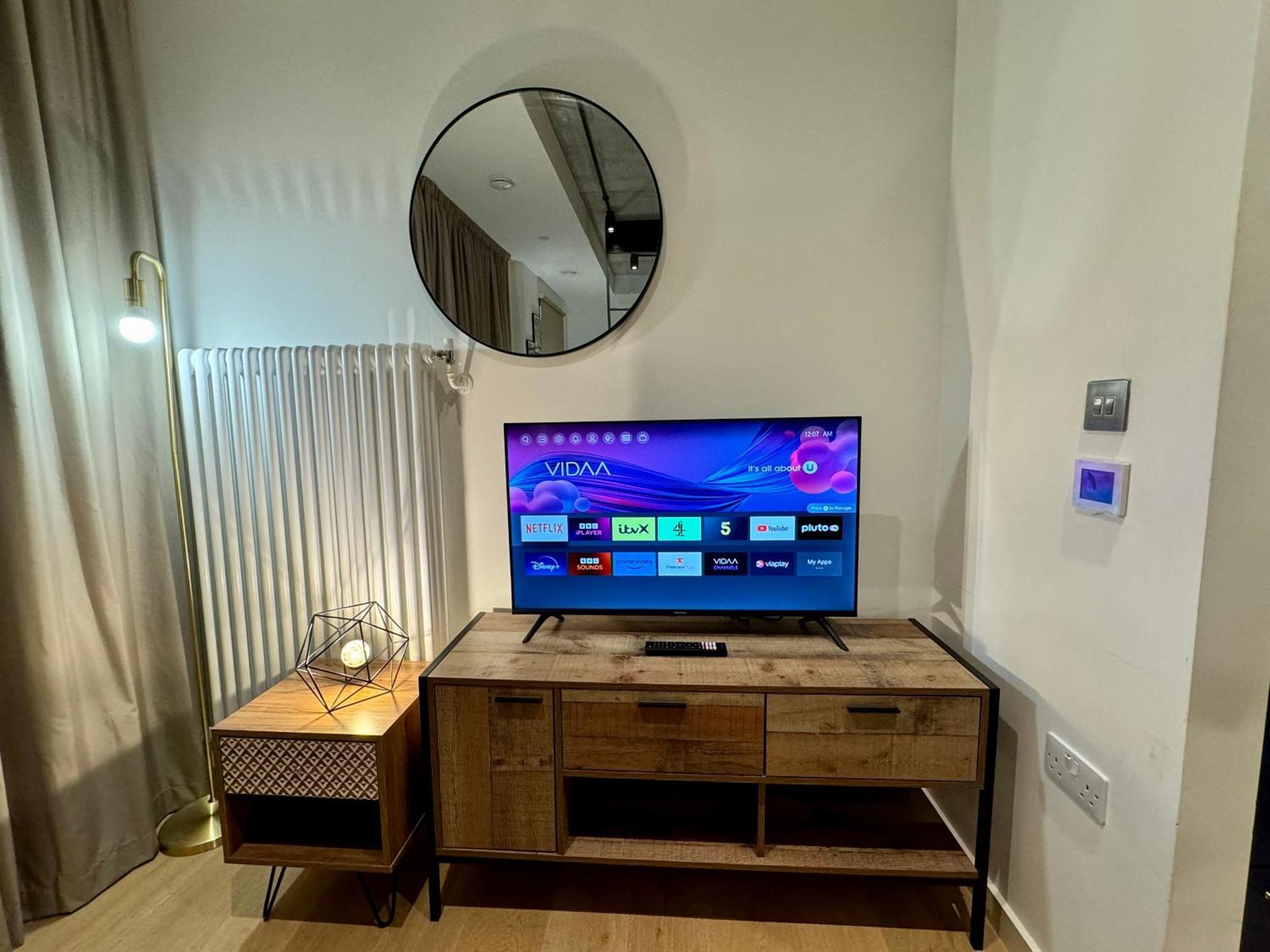 Amazing Cosy Apartment, Next To O2 Arena And Close To London Excel, Secure Parking Dış mekan fotoğraf